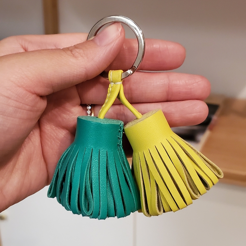 Hermes Carmen bi-color key ring in Menthe & Lime